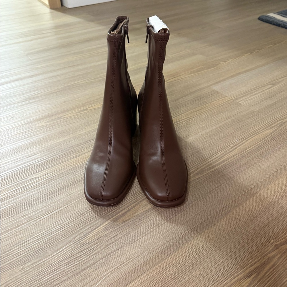 NWT Steve Madden Faux leather Pammy brown bootie - size 7.5 - Picture 4 of 13